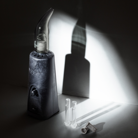 VapeXhale Helio Vaporizer Kit with accessories